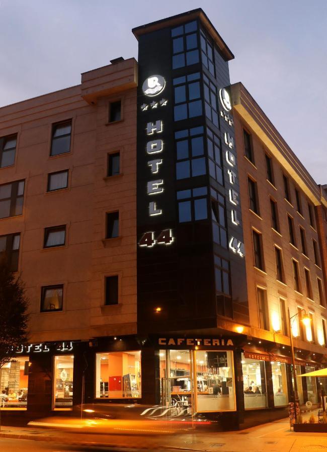 Hotel 44 Хихон Экстерьер фото