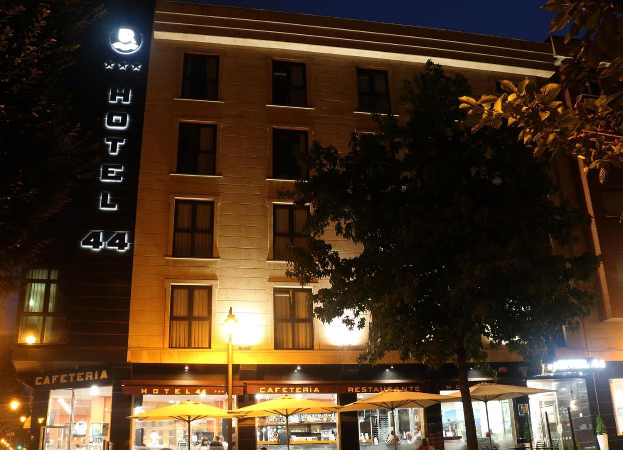 Hotel 44 Хихон Экстерьер фото