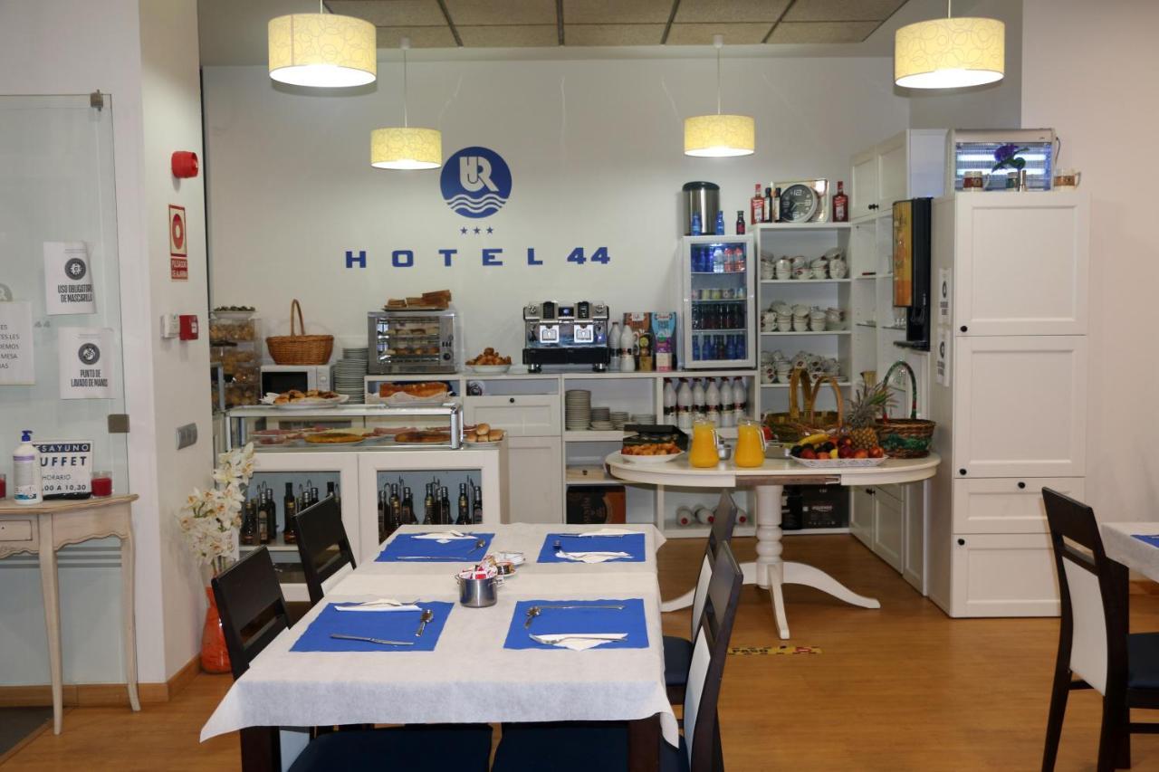 Hotel 44 Хихон Экстерьер фото