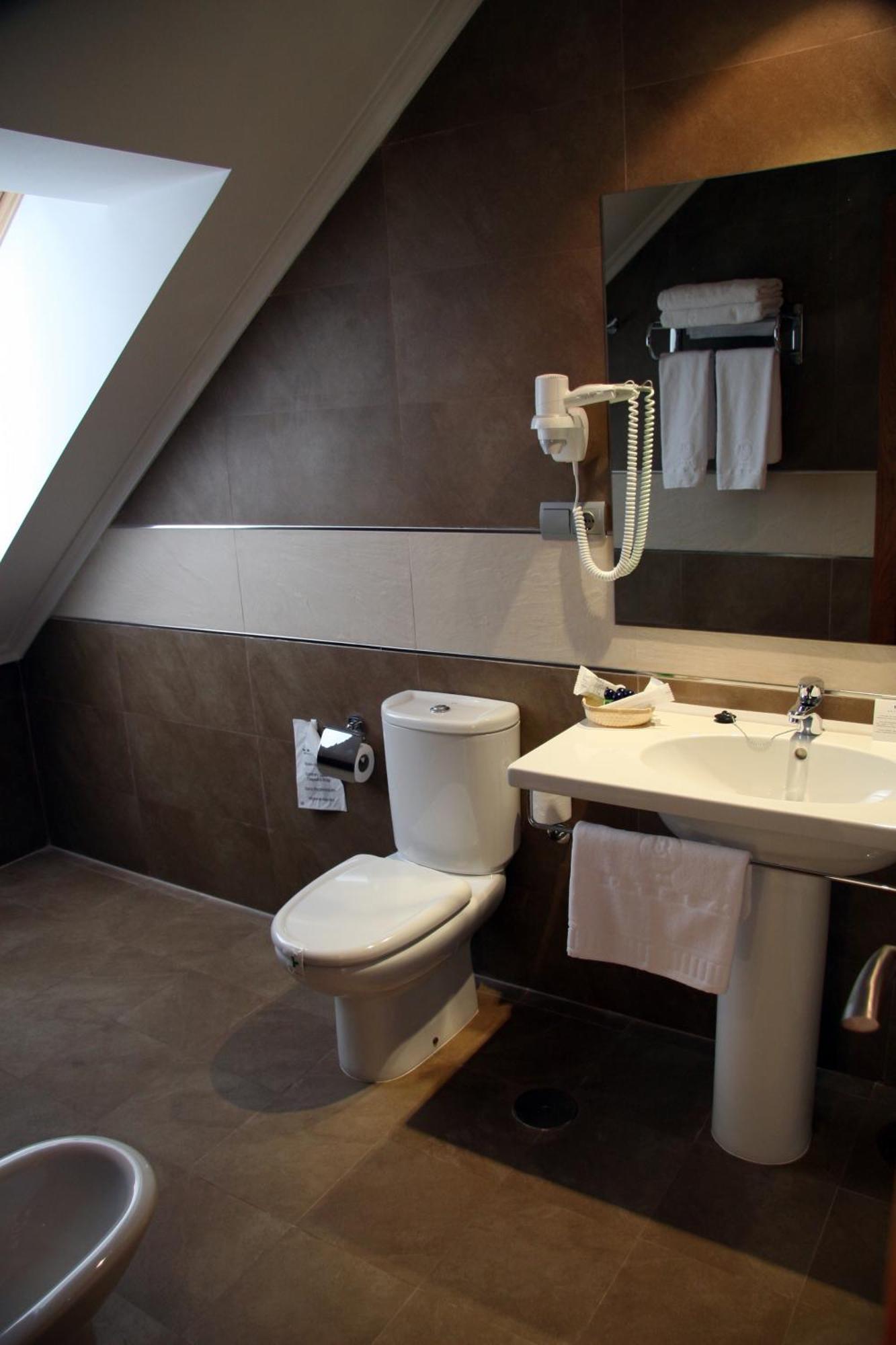 Hotel 44 Хихон Экстерьер фото