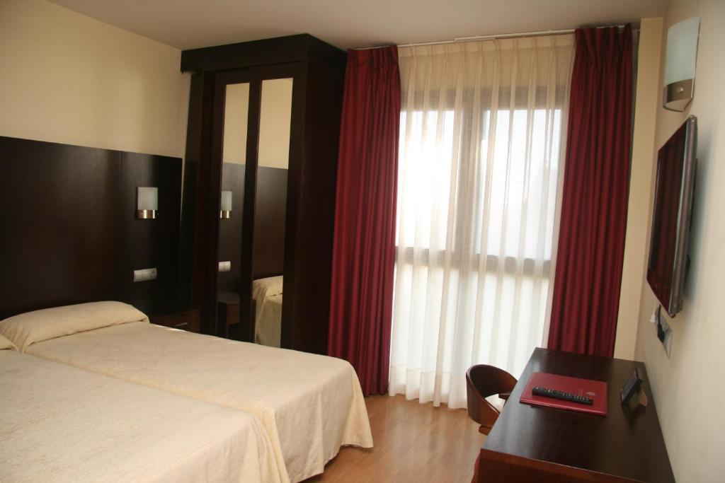 Hotel 44 Хихон Номер фото